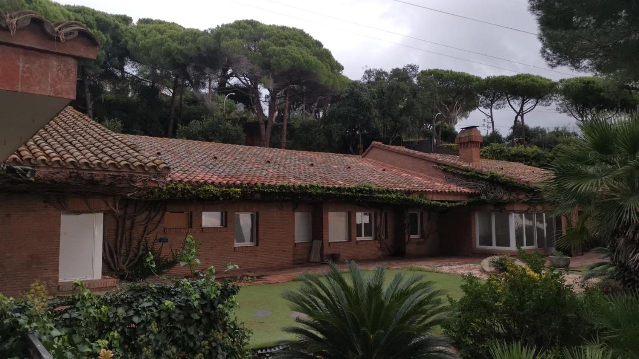 Villa Maresme & Villa Rosa Mataró Exteriör bild